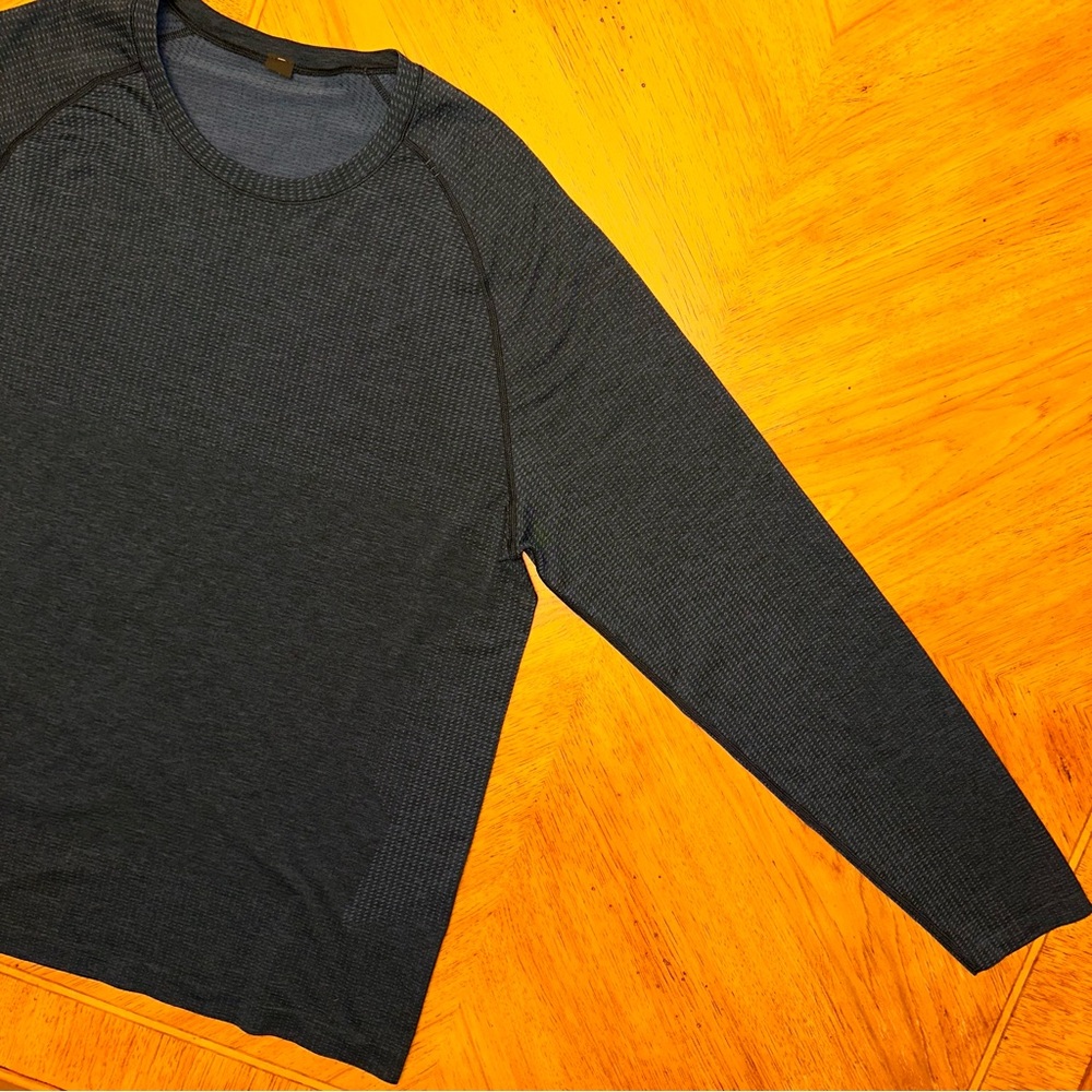 Lululemon Shirt Mens 2XL Navy Blue Metal Vent Tech Performance Long Sleeve Gym